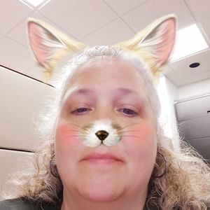 Meet your Posher, Shelly